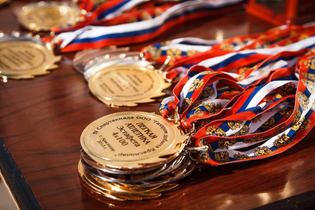 Спортсмены, выигравшие больше всего золотых медалей